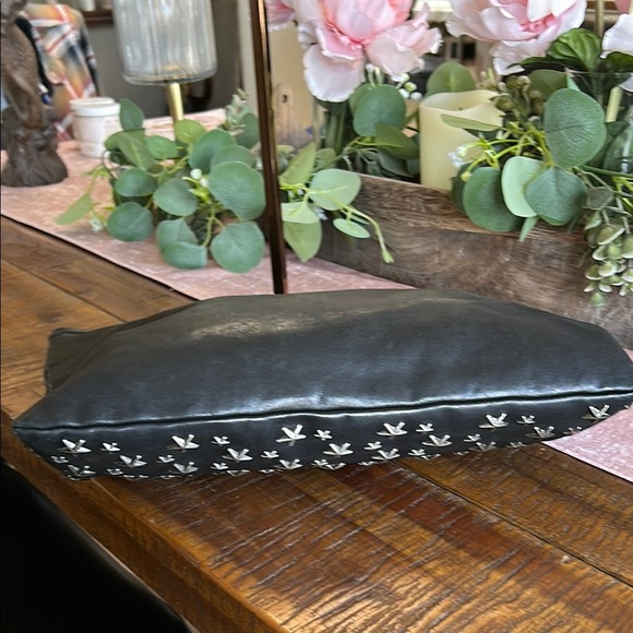 Jimmy Choo Black Star-Studded Large Leather Clutch Women's Bag - Picture 4 of 12